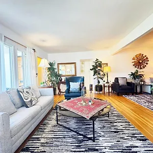 Holiday home Charming 3br House - Hal-uc, Los Angeles