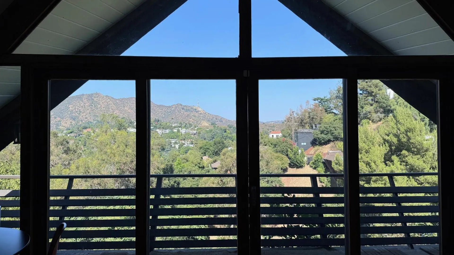 Holiday home Iconic Gesner Boat House Wview Of Hollywood Sign Villa Los Angeles United States